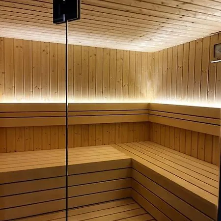 Villa Besca With Heated Infinity Pool