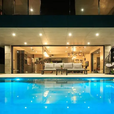 Besca With Heated Infinity Pool * باشْكا