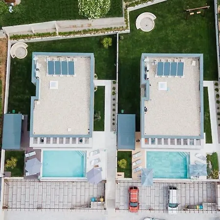 Besca With Heated Infinity Pool Baska (Krk)