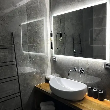 Besca With Heated Infinity Pool * باشْكا