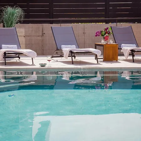 Besca With Heated Infinity Pool *