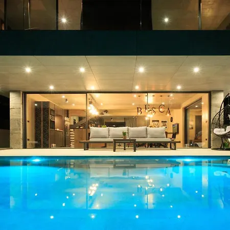 فيلة Besca With Heated Infinity Pool
