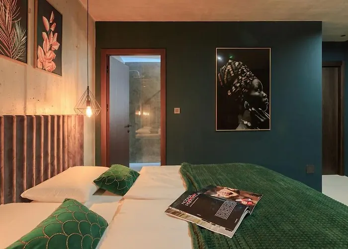 Besca With Heated Infinity Pool Villa Baška