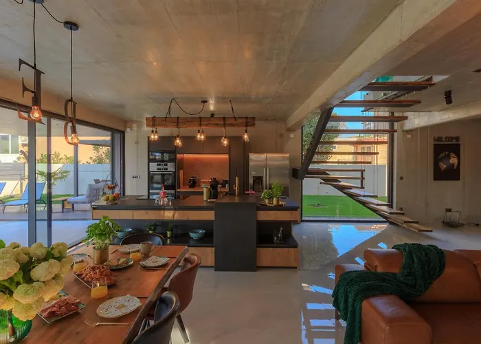 Besca With Heated Infinity Pool Villa Baška